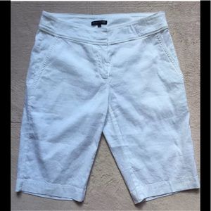 EILEEN FISHER Womens Slightly Rumpled Bermuda Shorts, Size 4, White, Pockets NWT